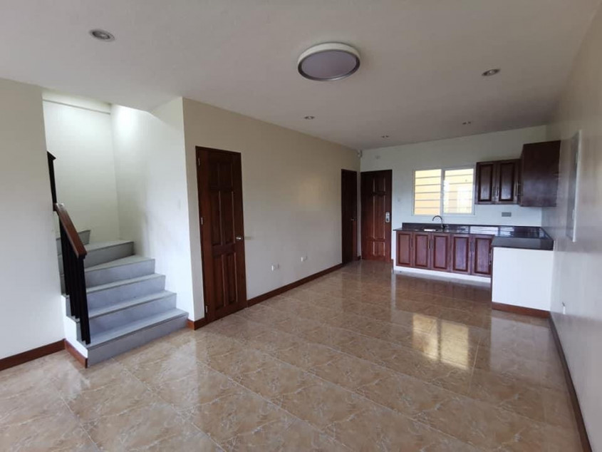 PROPERTY # 8039 - House for Sale in Buena Hills, Guadalupe, Cebu City