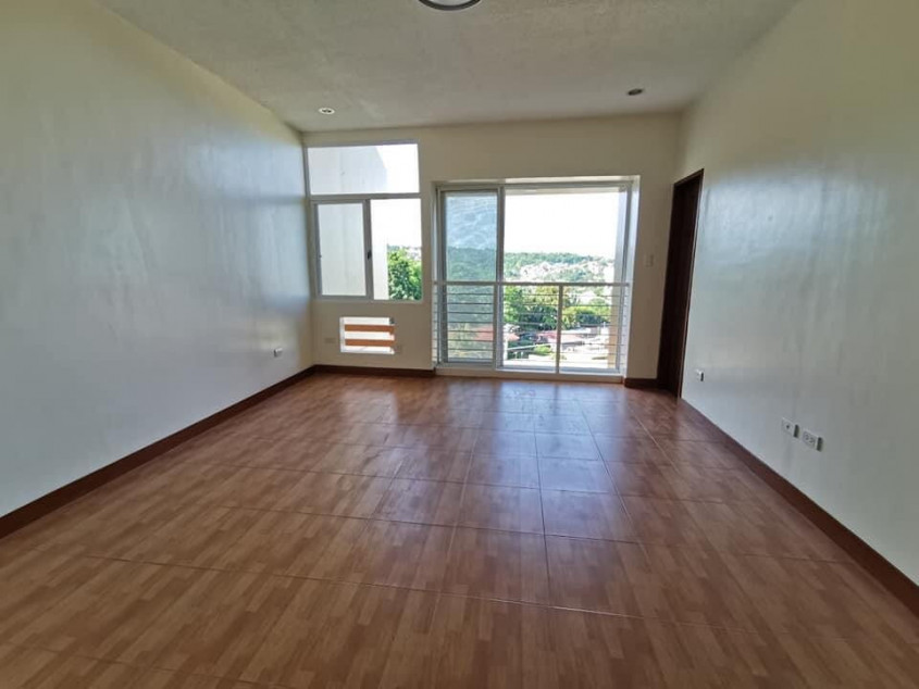 PROPERTY # 8039 - House for Sale in Buena Hills, Guadalupe, Cebu City