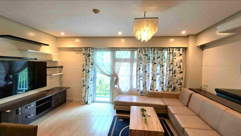 For Sale 3BR Condo In Serendra BGC, Taguig