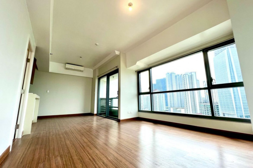 FOR RENT: 1-Bedroom Unit at Shang Salcedo Place, Makati City