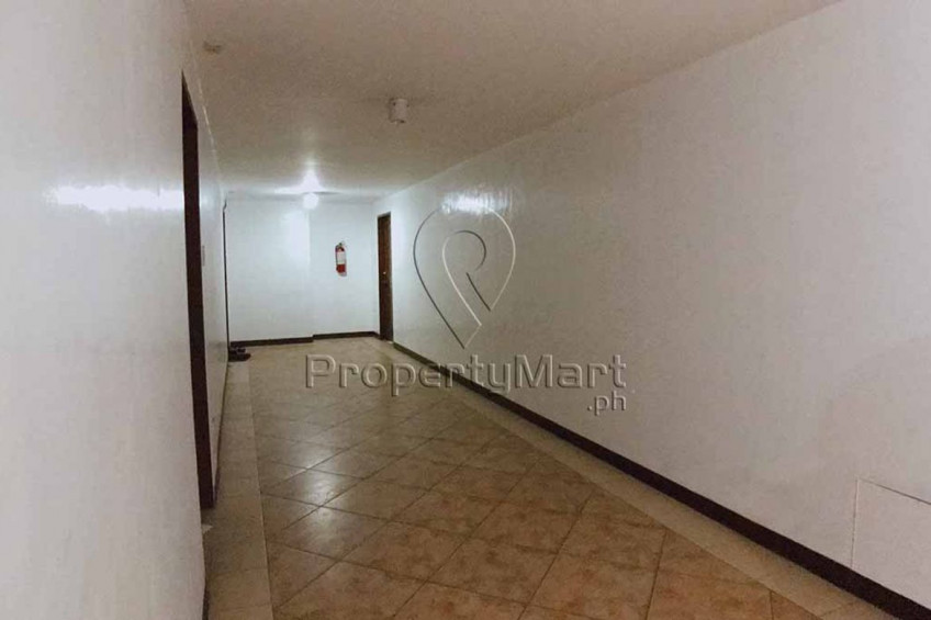 Golf Hills Terraces 2BR Condo for Sale