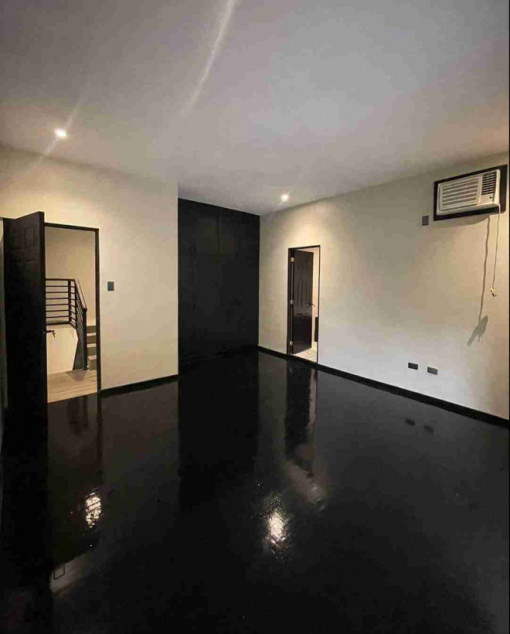 Brand New House In Greenwoods Executive Village Pasig