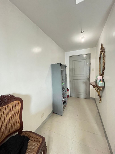 For Sale 3 BR BSA Twin Tower Condo With Parking In Mandaluyong City