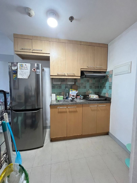 For Sale 3 BR BSA Twin Tower Condo With Parking In Mandaluyong City