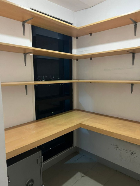 For Sale 3 BR BSA Twin Tower Condo With Parking In Mandaluyong City