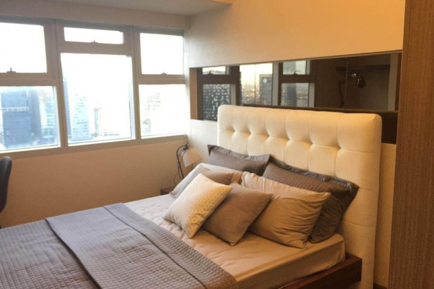 For Sale 2 Bedroom Unit With Parking Slot In BGC