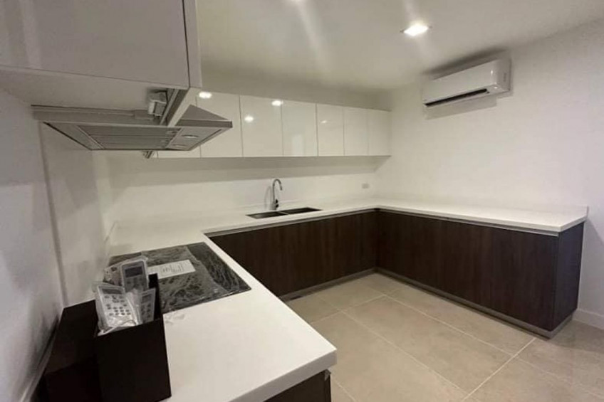 For Sale 3 Bedroom Unit At East Gallery Place With Parking Slot