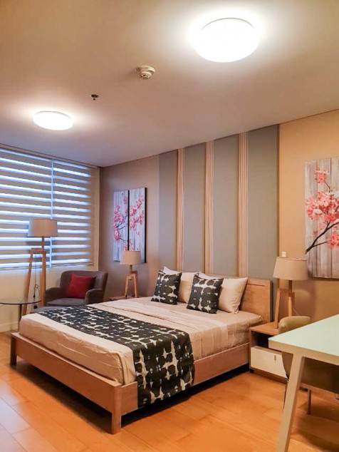 Clean Title RFO Furnished 2BR With Balcony & Parking For Sale At Park Terraces Makati