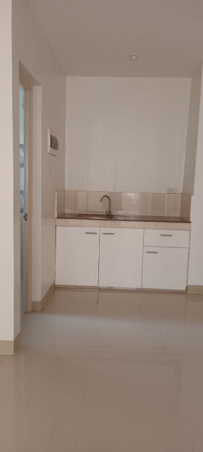 Unit 2C And 2D Commercial Space For Rent In Quezon City