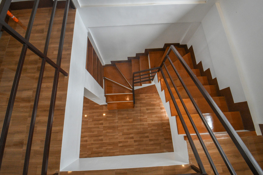 House And Lot For Sale In Robinson's Vineyard, Dasmariñas, Cavite