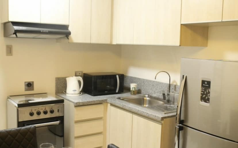 1 BR For Lease Or For Sale At Signa Designer Residences Salcedo Village Makati