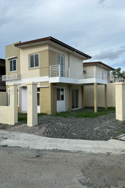 Single Detached House And Lot For Sale In Lancaster General Trias, Cavite