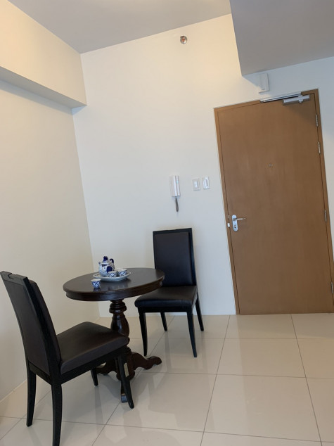 RFO Clean Title Furnished 1BR With Balcony For Sale At Madison Park West BGC Taguig