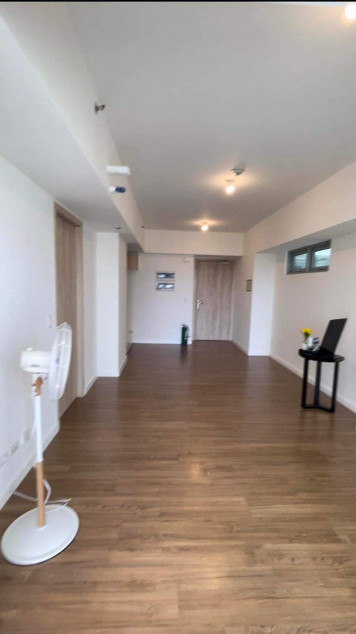 For Sale 1 Bedroom Bare Type Condo At Patio Place 1