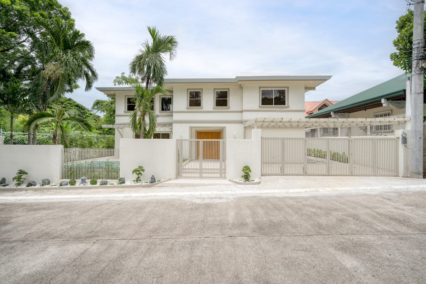 Hillsborough Alabang Village 5 Bedroom House and Lot For Sale