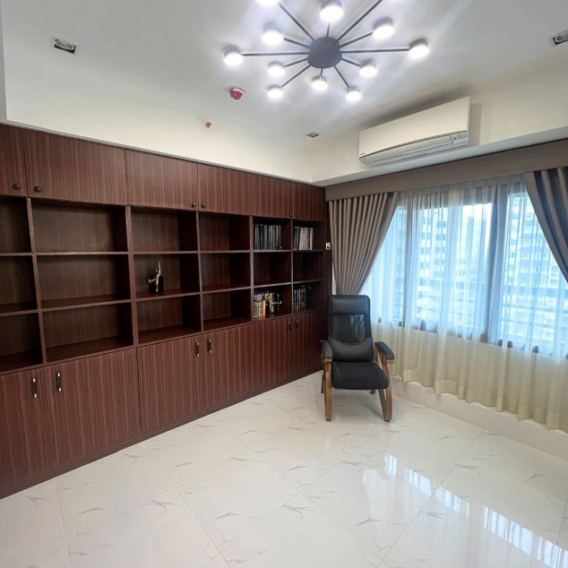 Icon Plaza 3 Bedroom Unit with Balcony at 120 SQM Floor Area For Lease