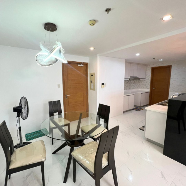 Icon Plaza 3 Bedroom Unit with Balcony at 120 SQM Floor Area For Lease