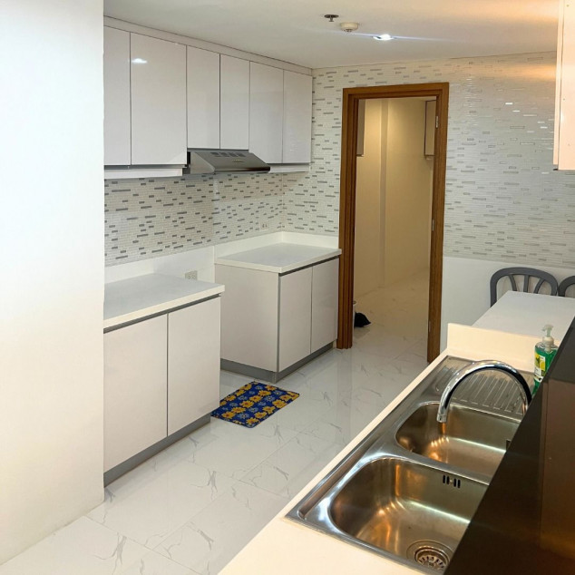 Icon Plaza 3 Bedroom Unit with Balcony at 120 SQM Floor Area For Lease