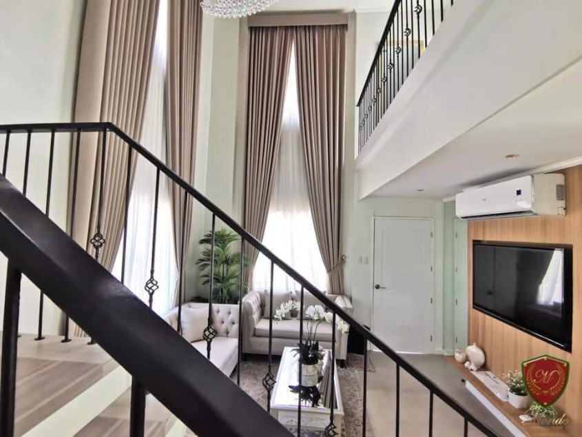 High Ceiling Single Detached House and Lot