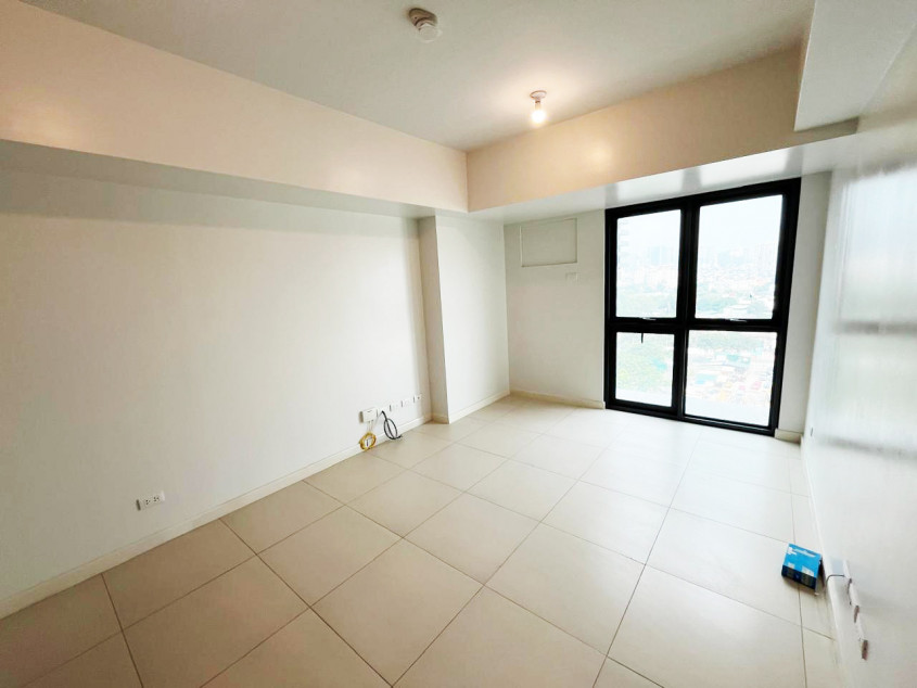 Studio Unit For Sale - Callisto Tower 2 Circuit Makati