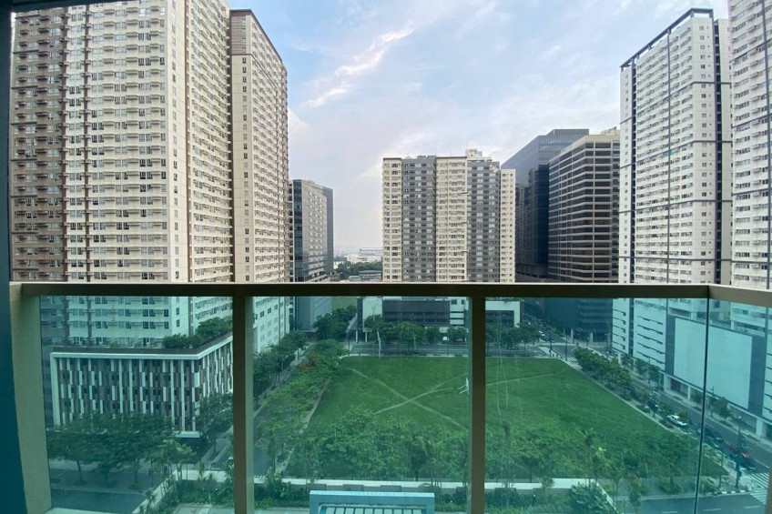 2 Bedroom Condo for sale in Grand Hyatt Manila Residences