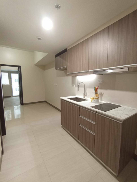 1-Bedroom Condo For Rent at Park Mckinley West