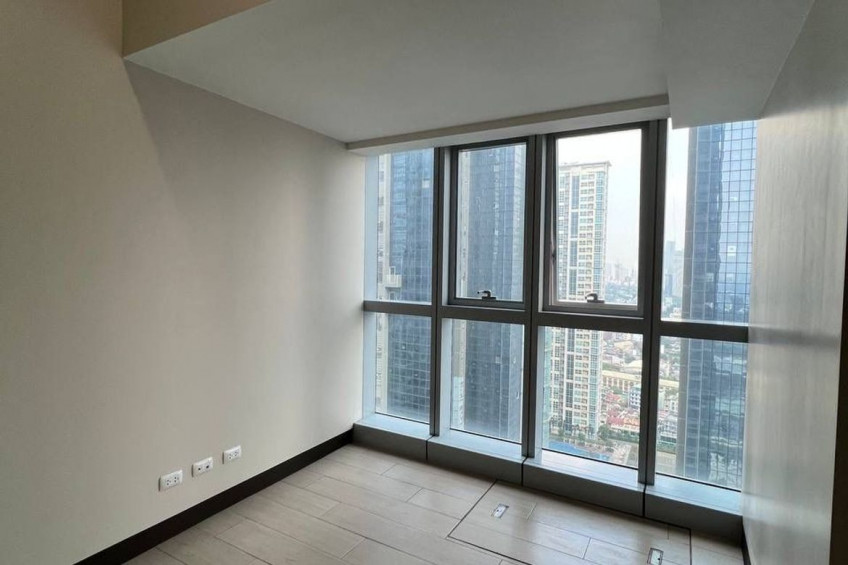 3 Bedroom Condo For Sale In Uptown Parksuites, Taguig