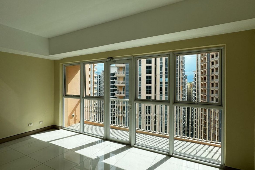 1 Bedroom Condo For Sale In The Venice Luxury Residences, McKinley Hill, Taguig