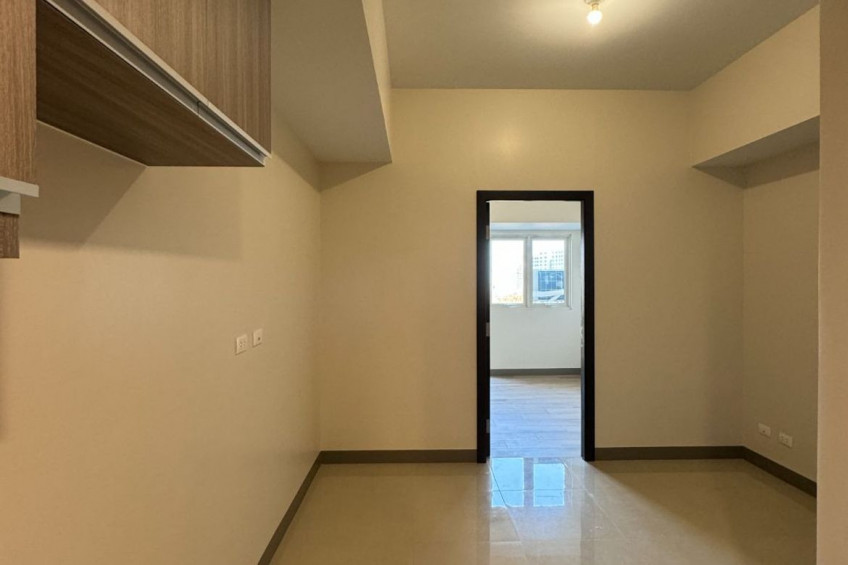 1 Bedroom Condo For Sale In Park McKinley West, Taguig