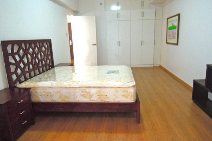 For Sale 2BR Condo Unit At St. Francis Shangri-la Place, Mandaluyong City