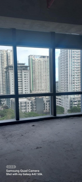 PROPERTY # 11492 - For Sale BPI Office In Cebu Business Park