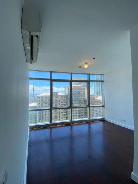 3-Bedroom Condo Unit For Sale at East Gallery Place, Fort Bonifacio, Taguig