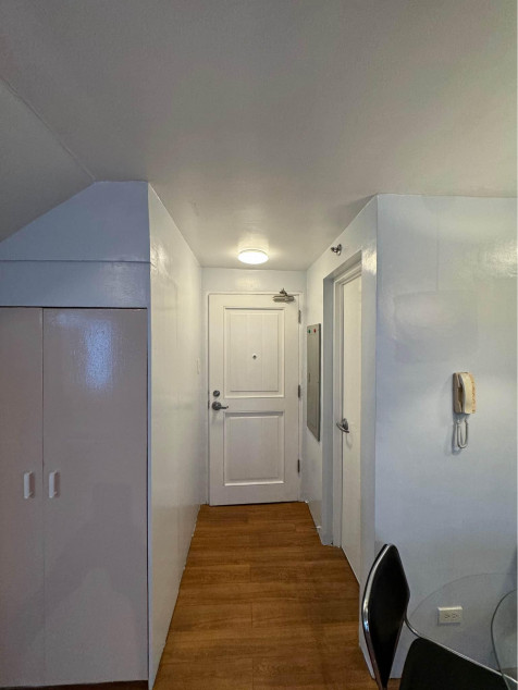 Clean Title Studio Unit with Parking FOR SALE at West Parc Filinvest Alabang Muntinlupa