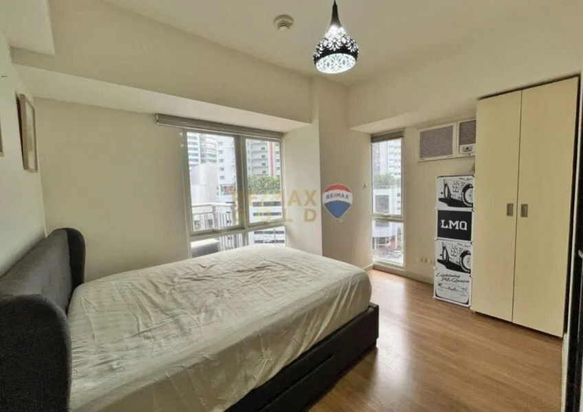 For Sale : Fully Furnished 1 Bedroom Condo In The Lerato