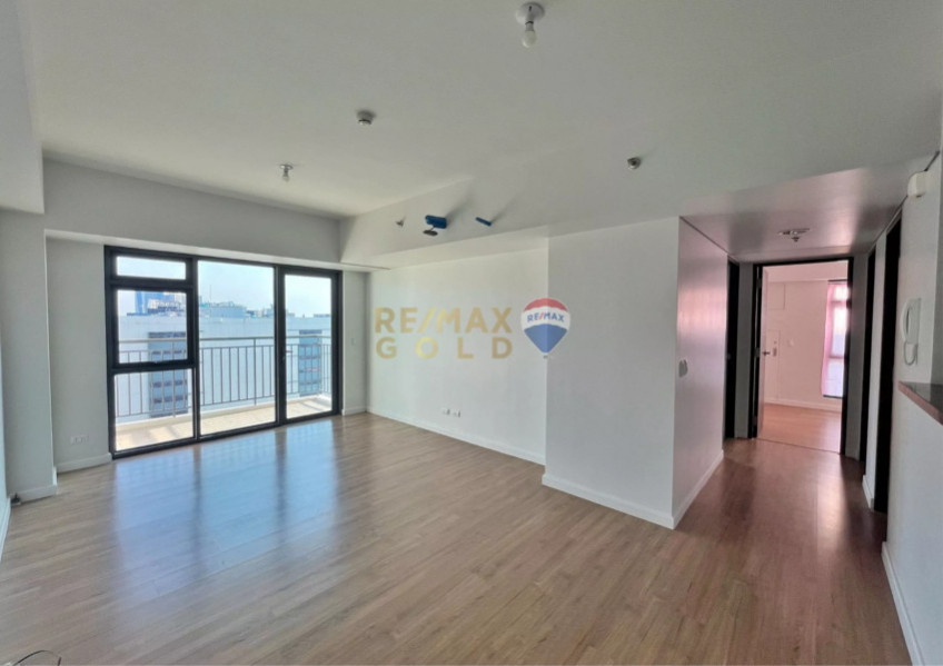 For Sale : Unfurnished 2 Bedroom In Solstice Tower