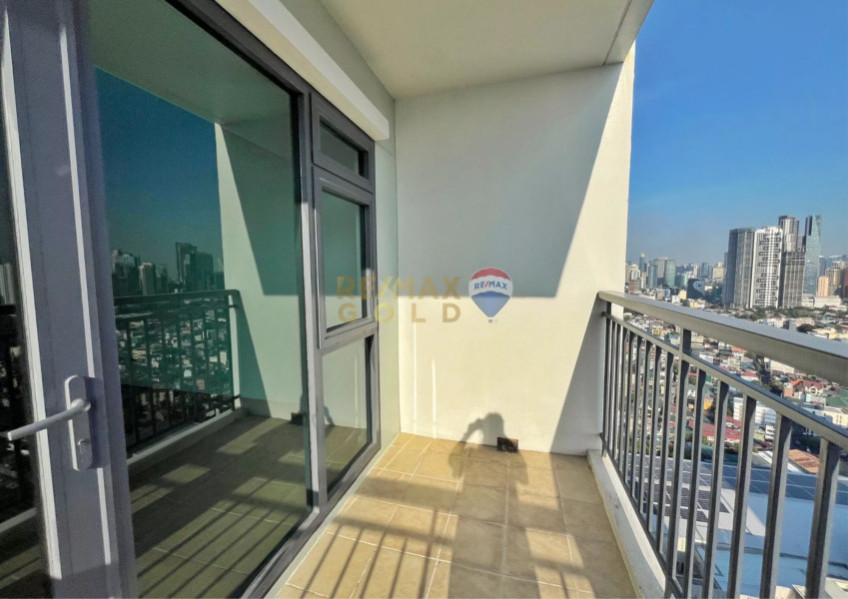 For Sale : Unfurnished 2 Bedroom In Solstice Tower