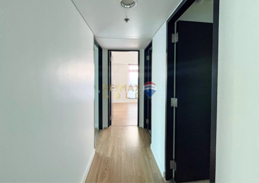 For Sale : Unfurnished 2 Bedroom In Solstice Tower