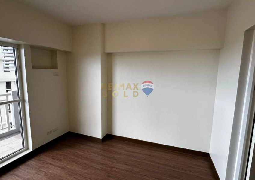 For Sale: Brand New 3 Bedroom Condo In Prisma Residences W/ Parking