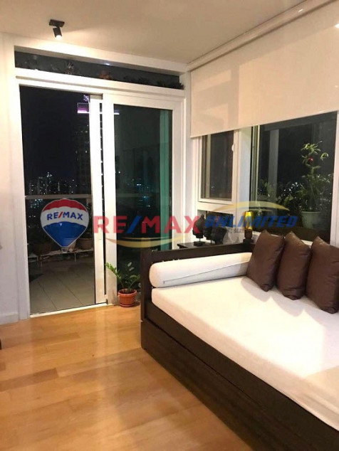 High-rise 3-Bedroom Condo Unit for Sale at Park Terraces, Makati