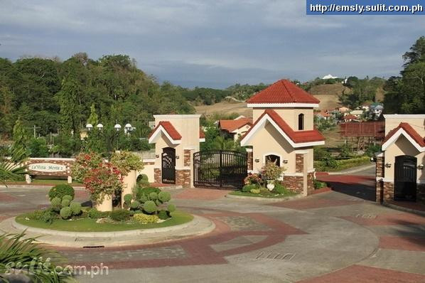 House and Lot for Sale in La Vista Monte