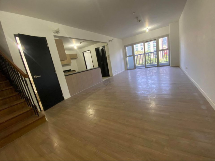 One Maridien 2BR unit Facing Terra Park Condo for Sale