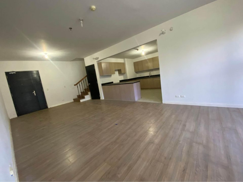 One Maridien 2BR unit Facing Terra Park Condo for Sale