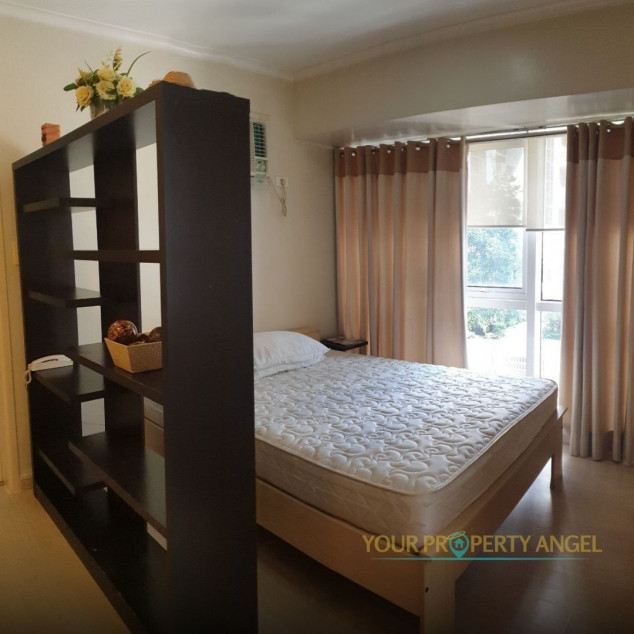 Fully-furnished Studio Unit at South of Market Residences in BGC For Sale