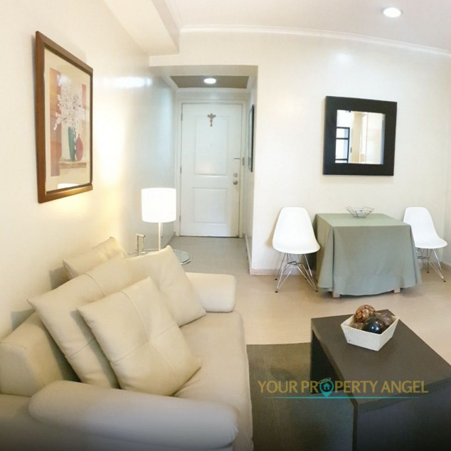 Fully-furnished Studio Unit at South of Market Residences in BGC For Sale