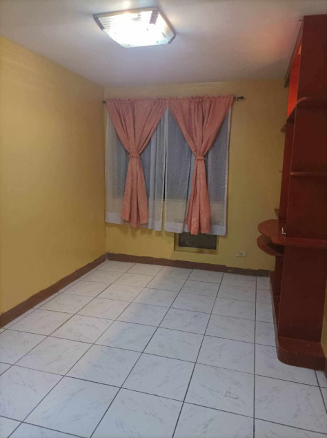Pre-Owned Pasig Condo - Palmdale Heights