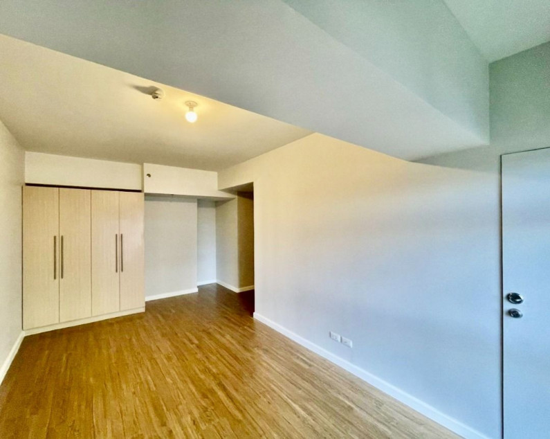 Brand New 1 Bedroom Unit For Sale At The Travertine At Portico Near Ortigas Center