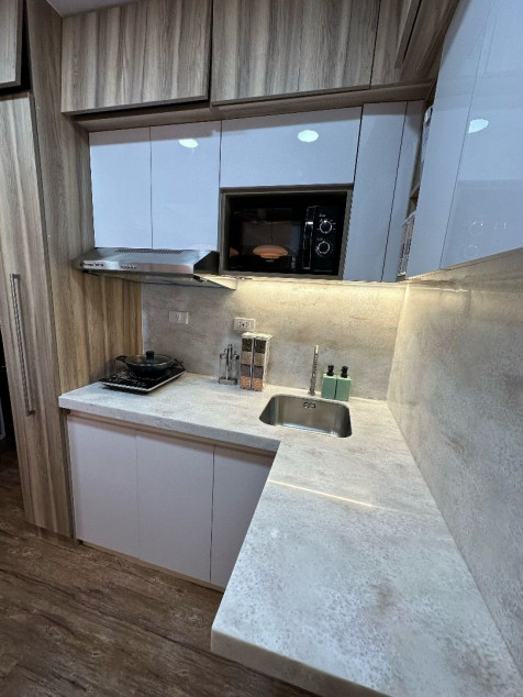 Cityland Pioneer Heights 1 1-Bedroom Condo near BGC, Ortigas, Pasig