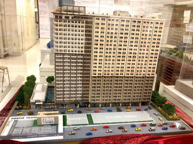 Office Commercial Units in Pioneer Heights 1 Mandaluyong near BGC