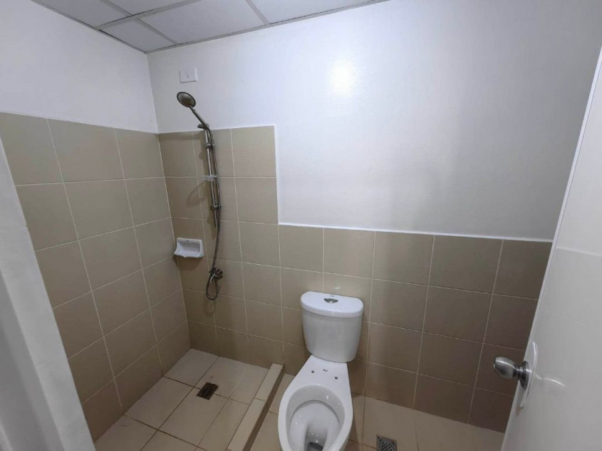 Cityland Pioneer Heights 1 2 bedroom condo in Mandaluyong near BGC