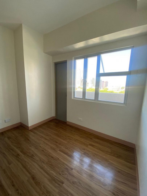 Cityland Pioneer Heights 1 Studio Condo in Mandaluyong READY FOR OCCUPANCY